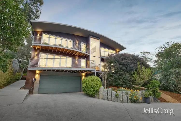 House 2/40 Banks Road, Eltham North VIC 3095