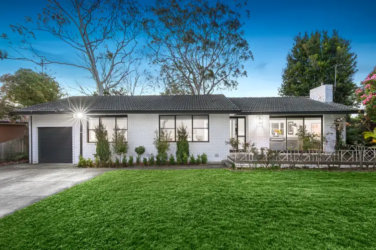 8 Paisley Avenue, Boronia VIC 3155