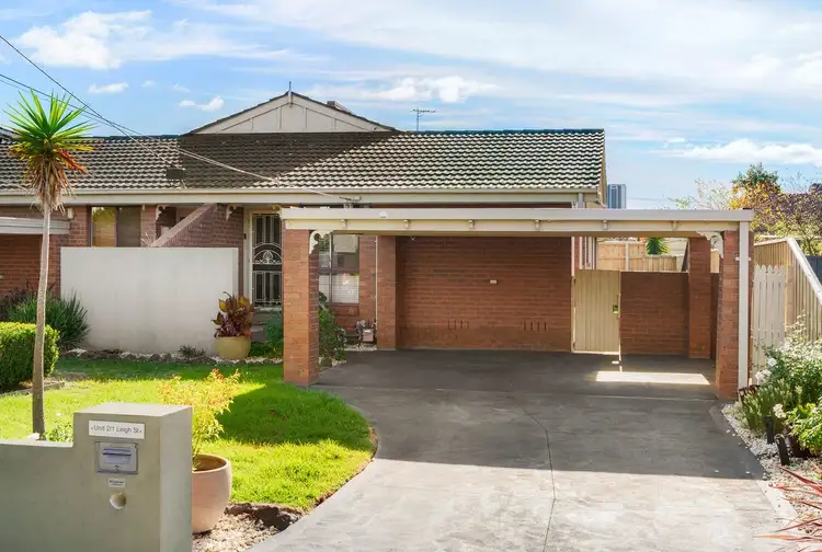 2/1 Leigh Street, Huntingdale VIC 3166
