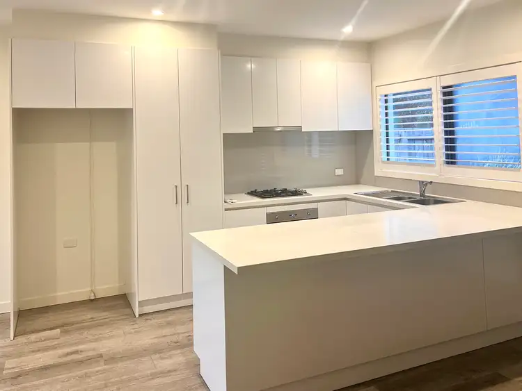 Third view of Homely townhouse listing, 6/500 Highbury Road, Mount Waverley VIC 3149