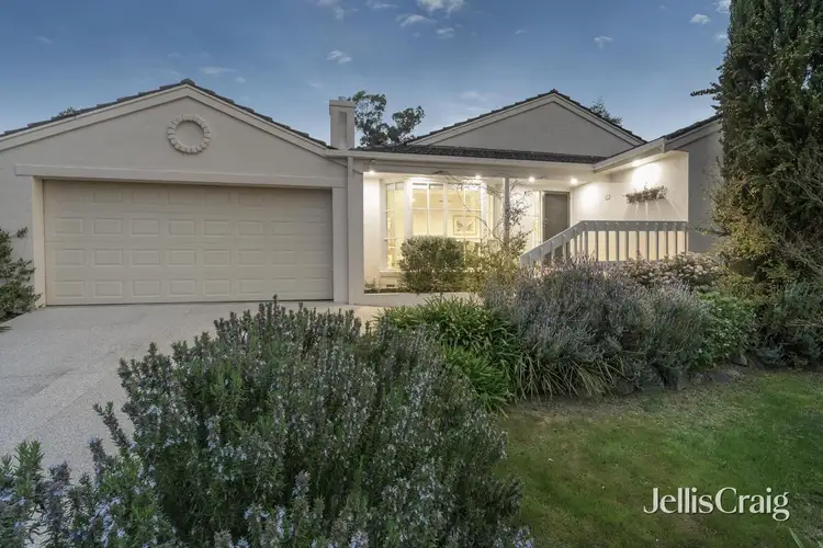 10 Frank Street, Eltham VIC 3095