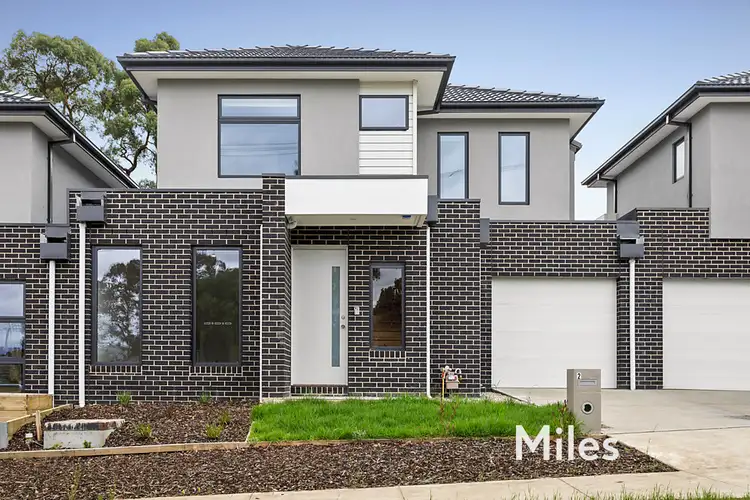 2 Hylton Crescent, Rosanna VIC 3084