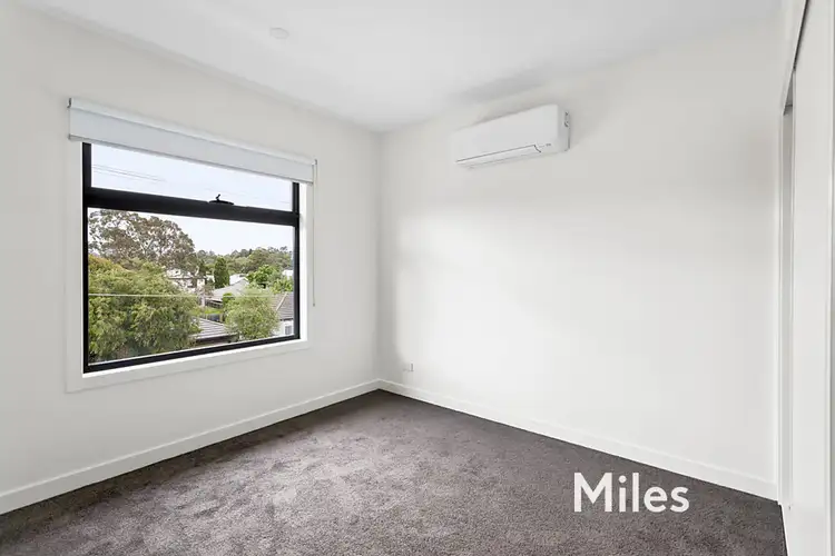 Fourth view of Homely townhouse listing, 2 Hylton Crescent, Rosanna VIC 3084