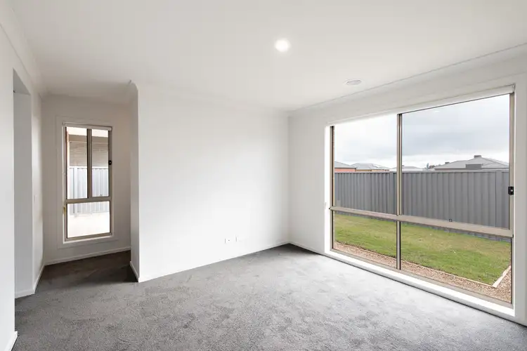 Fifth view of Homely house listing, 21 Verdale Drive, Alfredton VIC 3350