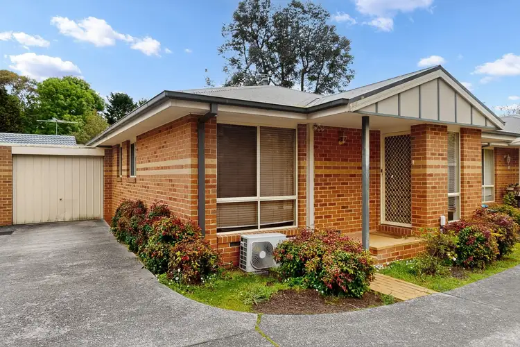 3/8 Sherwood Avenue, Ringwood East VIC 3135