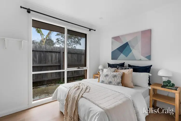 Fifth view of Homely house listing, 2/19 Gardeners Road, Bentleigh East VIC 3165