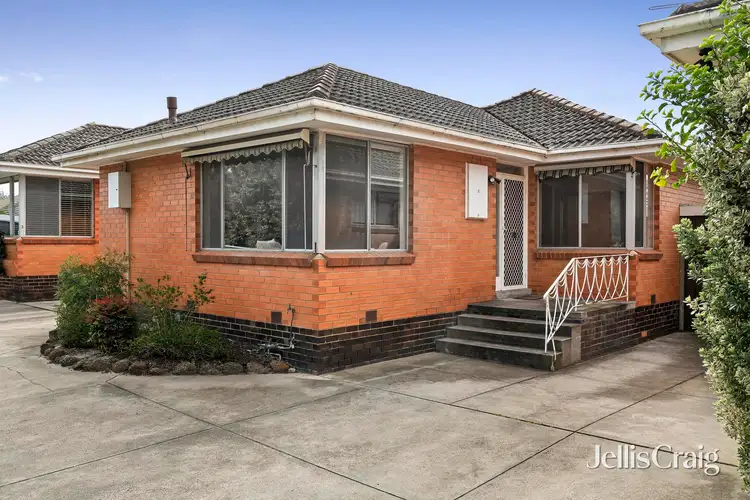 2/11 Park Avenue, Glen Huntly VIC 3163