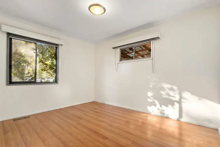 Second view of Homely house listing, 3 Yarrinup Avenue, Chadstone VIC 3148
