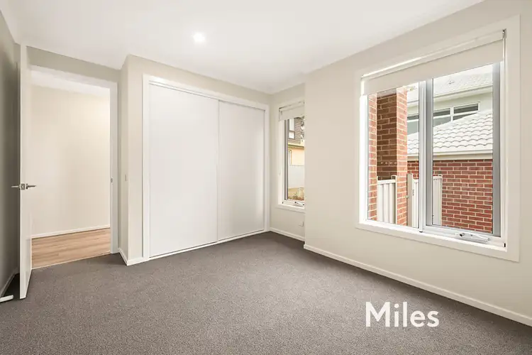 Fifth view of Homely townhouse listing, 2/50 William Street, Greensborough VIC 3088
