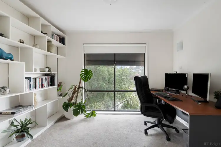Fifth view of Homely house listing, 8 Galli Court, Templestowe Lower VIC 3107