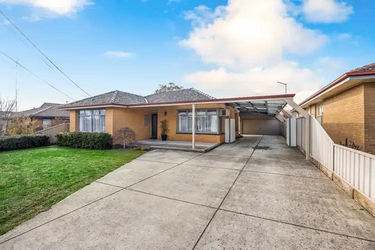 40 Montgomery Street, Wendouree VIC 3355