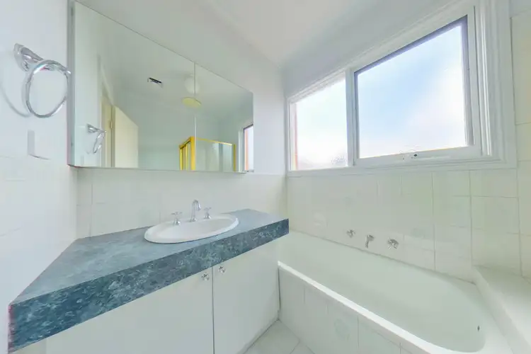 Fourth view of Homely townhouse listing, 2/14 Rothschild Street, Glen Huntly VIC 3163