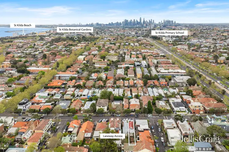 11 Byron Street, Elwood VIC 3184