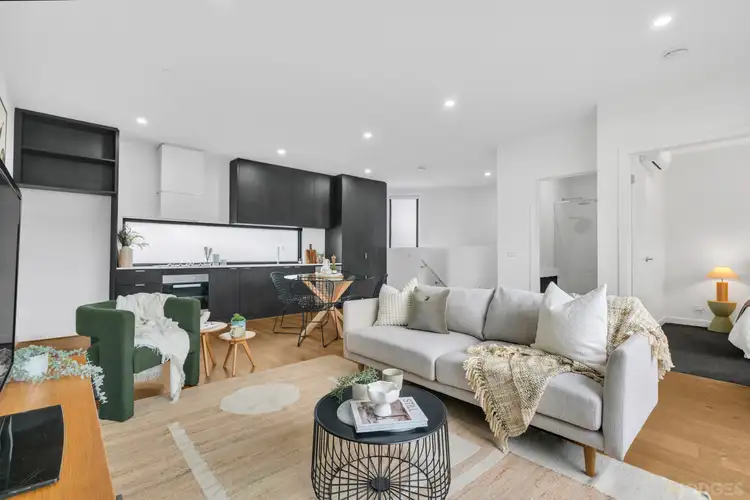 2/23 Jean Street, Cheltenham VIC 3192