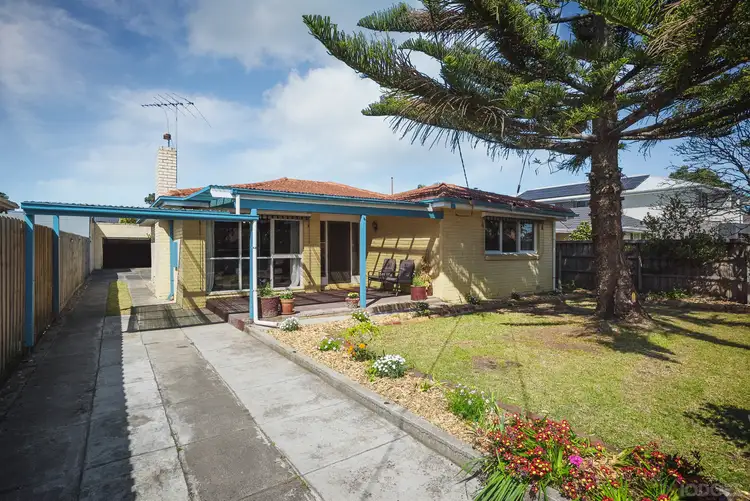 13 Margaret Street, Parkdale VIC 3195