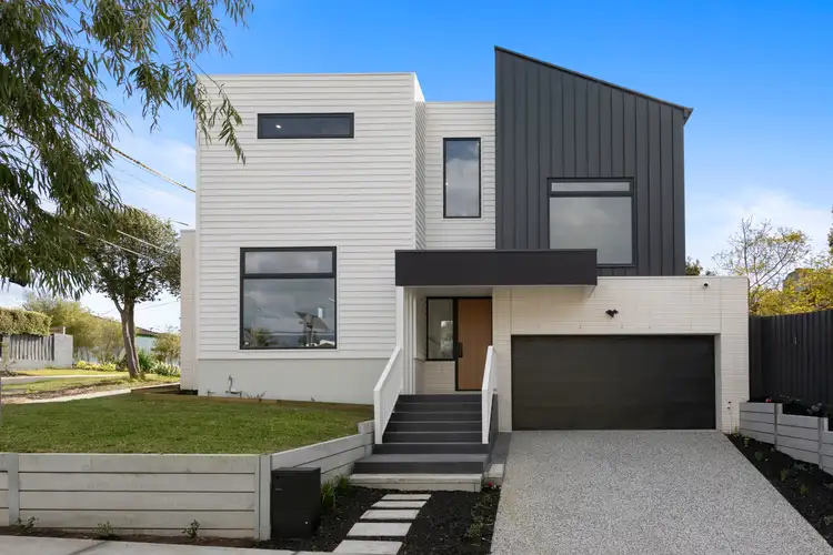 33 Davey Street, Parkdale VIC 3195