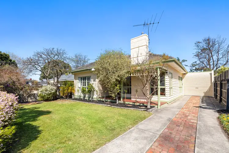 6 Robert Street, Parkdale VIC 3195