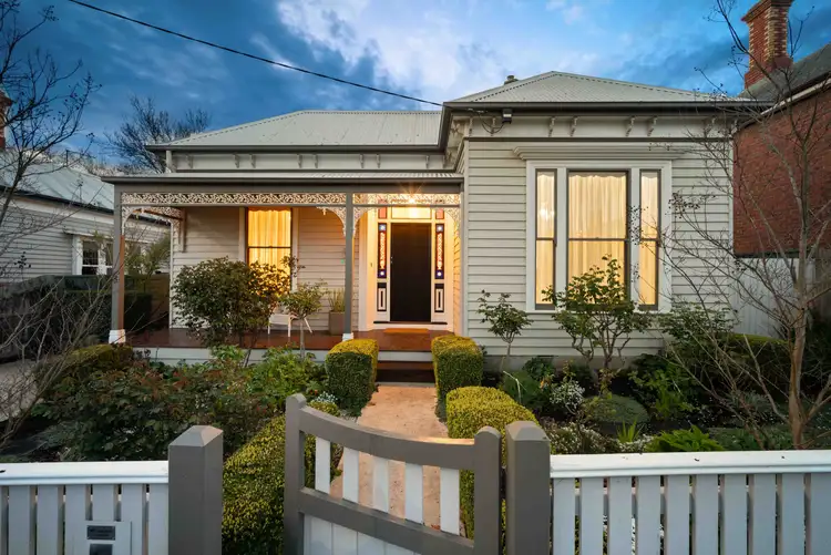 41 Loch Avenue, Ballarat Central VIC 3350