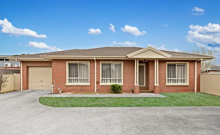 4/2A Luth Street, Sebastopol VIC 3356