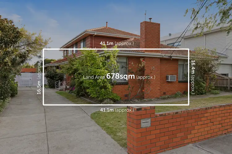 18 Hawke Street, Parkdale VIC 3195