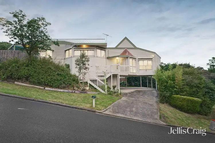 Second view of Homely house listing, 10 Dunluce Court, Viewbank VIC 3084