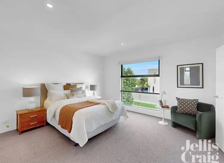 7 Gilmour Road, Bentleigh VIC 3204