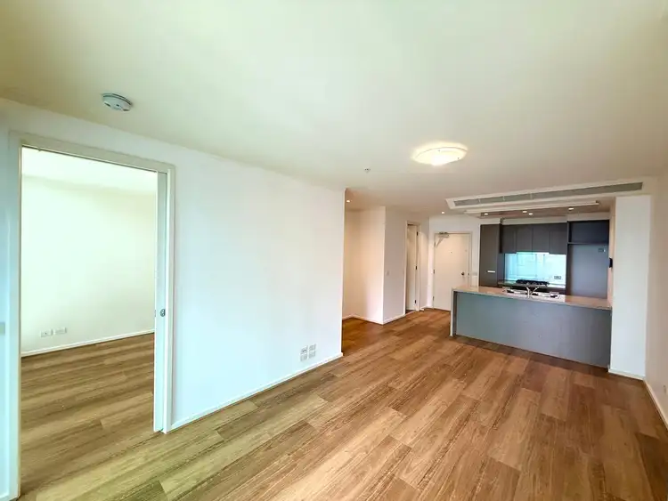 Fourth view of Homely apartment listing, 2204/180 City Road, Southbank VIC 3006