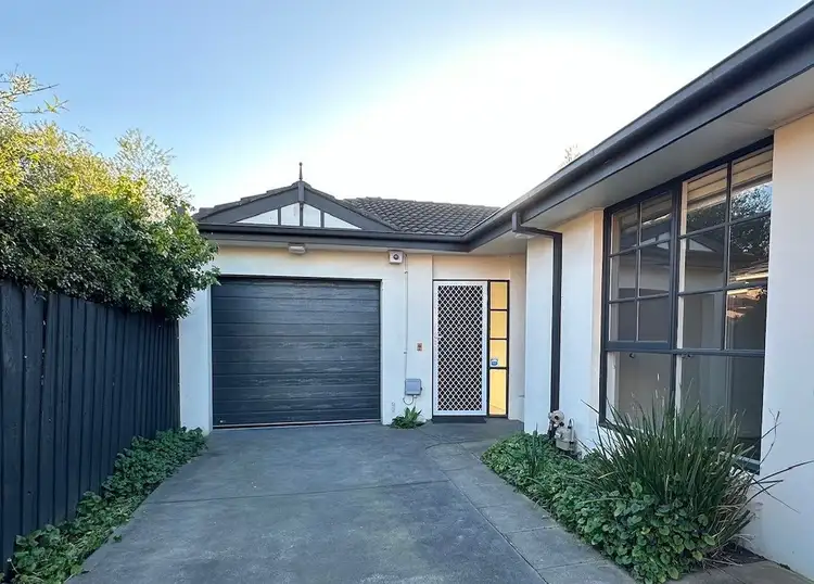 3/1 Mernda Avenue, Carnegie VIC 3163