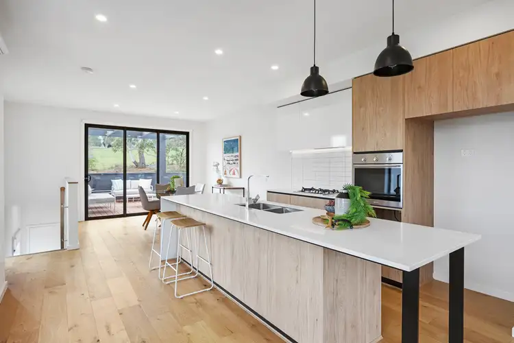 Fourth view of Homely unit listing, 2 Bolger Walk, Lilydale VIC 3140