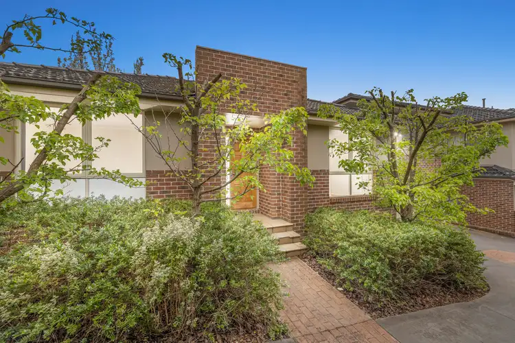 2/13 Rolls Court, Glen Waverley VIC 3150
