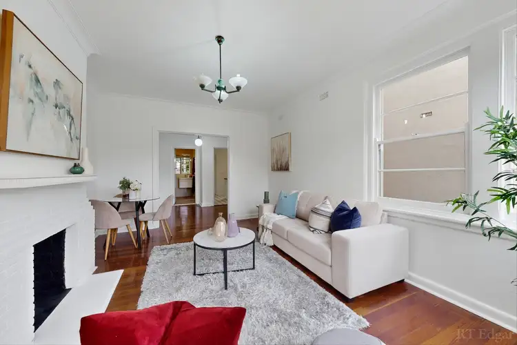 Second view of Homely apartment listing, 3/162 Riversdale Road, Hawthorn VIC 3122