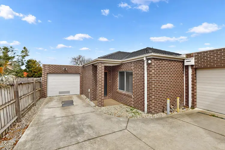 Main view of Homely unit listing, 2/8 Loller Street, Springvale VIC 3171