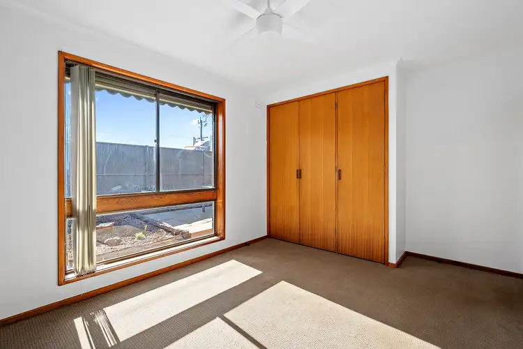 Fifth view of Homely unit listing, 1/572 Napier St, White Hills VIC 3550