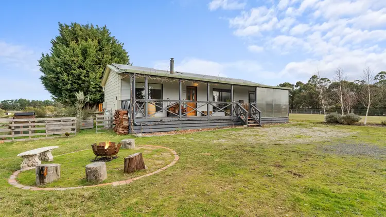 134 Kent Drive, Haddon VIC 3351