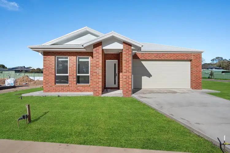 73 Sanctuary Blvd, Maiden Gully VIC 3551