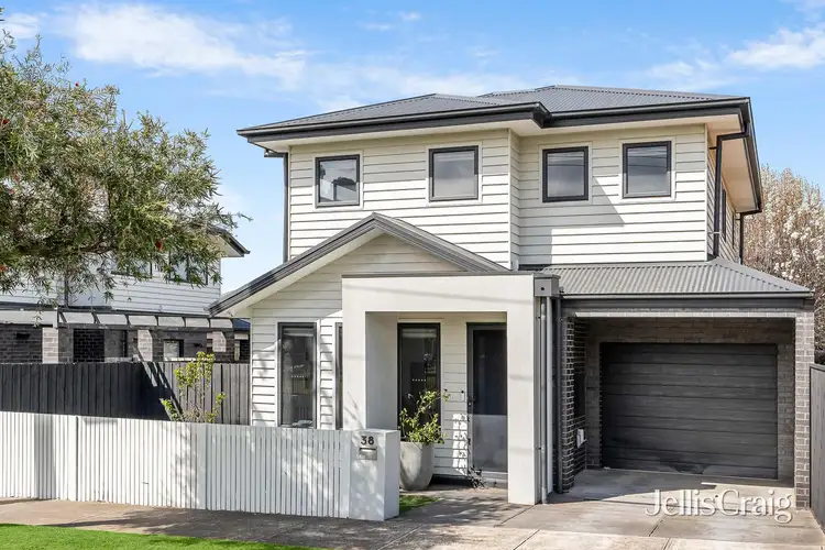 38 Hendren Avenue, Altona North VIC 3025