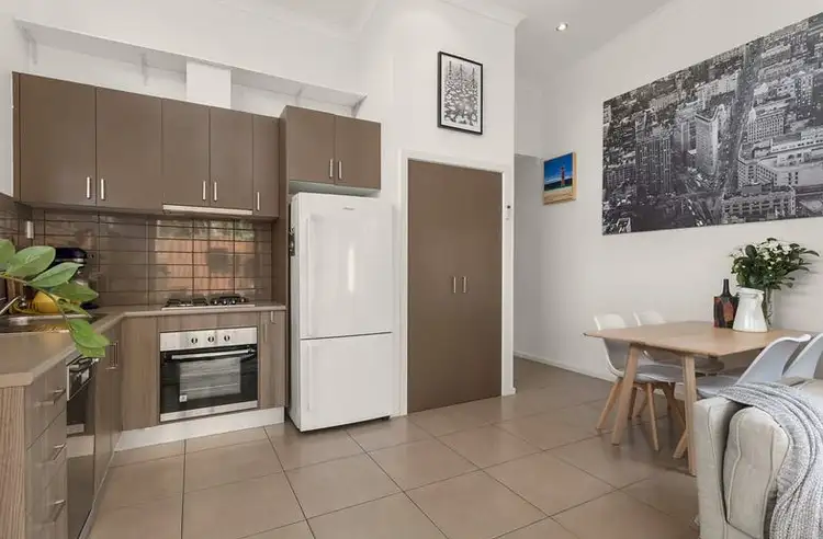 Main view of Homely unit listing, 4/5 Dickens Street, Heidelberg Heights VIC 3081