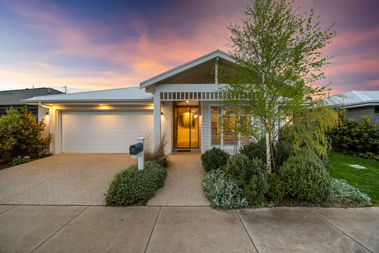 12 Moore Way, Lucas VIC 3350