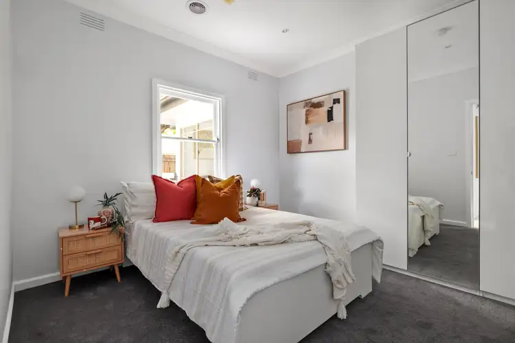 Sixth view of Homely unit listing, 2/23 Lusher Road, Croydon VIC 3136