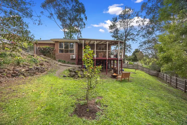 34 Struan Avenue, Mooroolbark VIC 3138