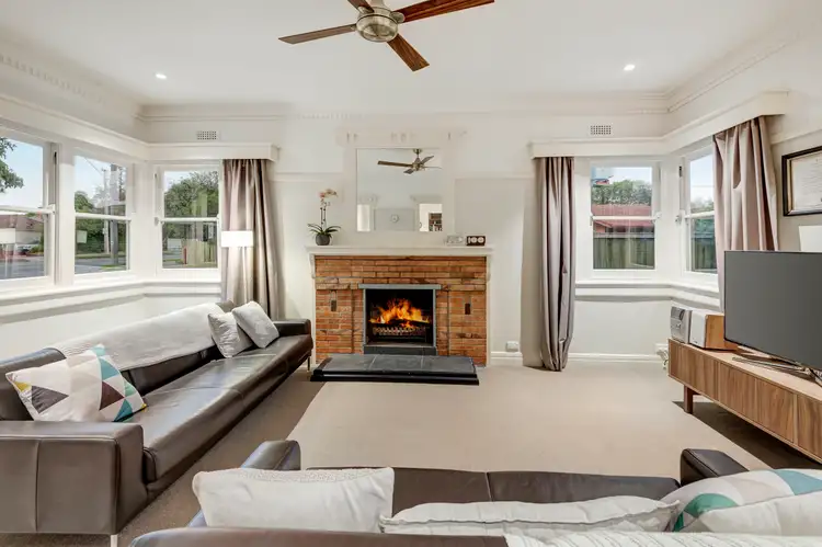 Main view of Homely unit listing, 454 Middleborough Road, Blackburn VIC 3130