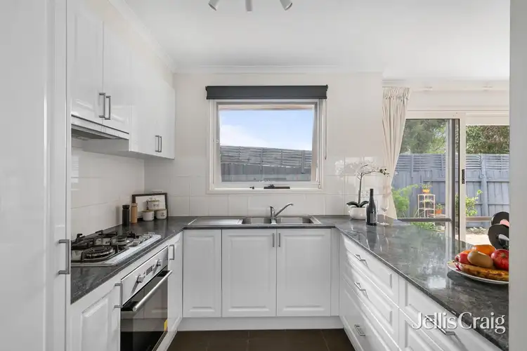 Fifth view of Homely unit listing, 10/82 Wilson Street, Cheltenham VIC 3192