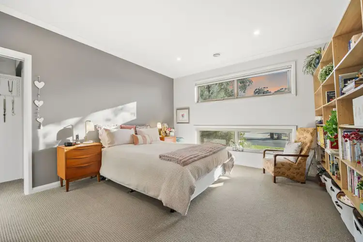 Sixth view of Homely house listing, 7 Platform Close, Mount Clear VIC 3350