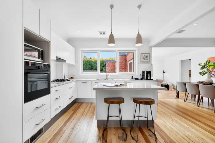 Sixth view of Homely unit listing, 1/25 Douglas Street, Ashwood VIC 3147