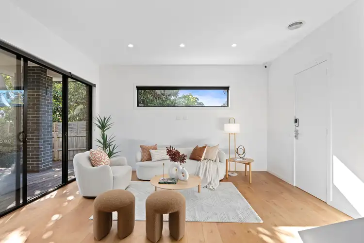 Third view of Homely townhouse listing, 2/20 Grandview Grove, Oakleigh VIC 3166