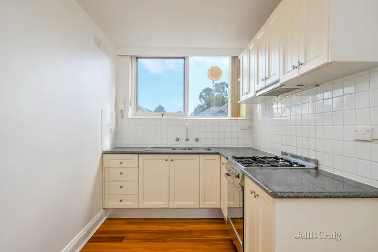 4/70 Edinburgh Street, Flemington VIC 3031