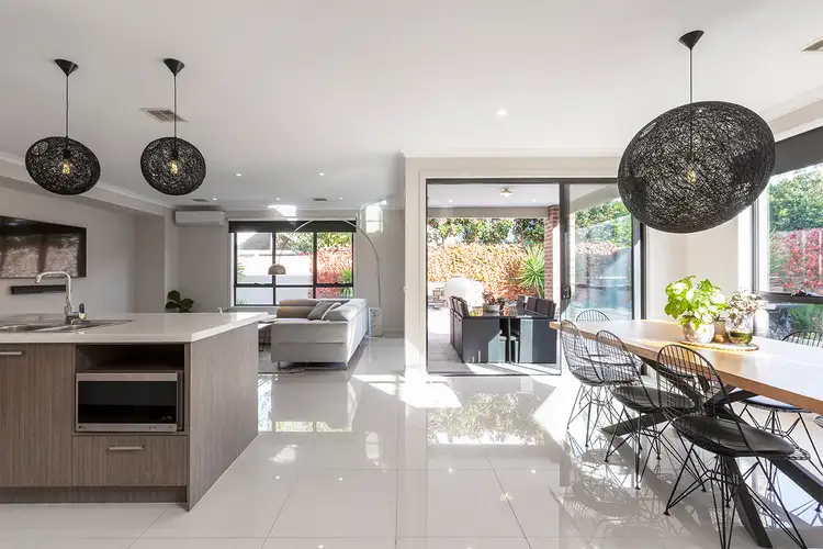 136 Sycamore Street, Caulfield South VIC 3162