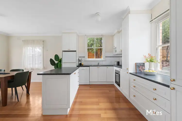 Fifth view of Homely house listing, 10 Rodney Court, Viewbank VIC 3084