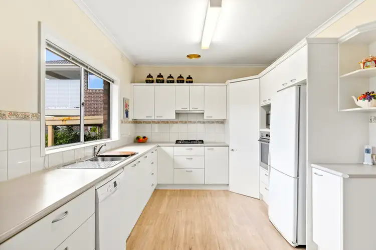 Fifth view of Homely house listing, 15 Viewbank Road, Mount Waverley VIC 3149