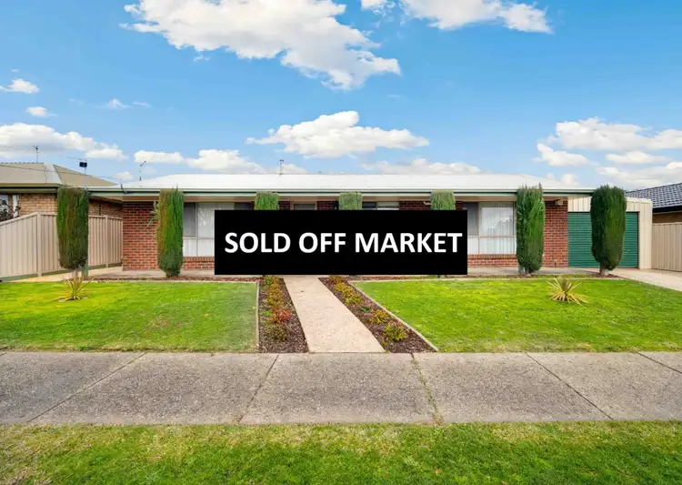 16 Lawrence Street, Sebastopol VIC 3356